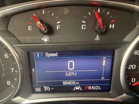 Used 2020 Chevrolet Equinox LT image 24