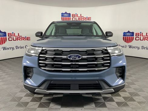 New 2026 Ford Explorer Active RWD image 8
