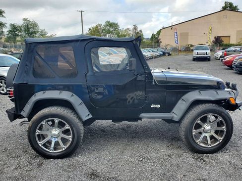 Used 2002 Jeep Wrangler Sport image 11