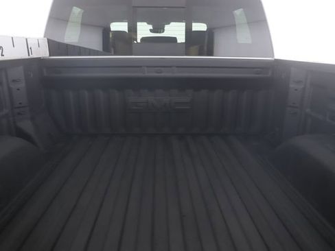 Used 2025 GMC Sierra 1500 AT4 w/ Technology Package AWD/4WD image 30