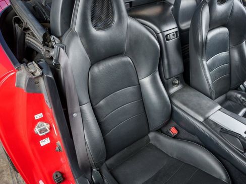 Used 2004 Honda S2000 image 40