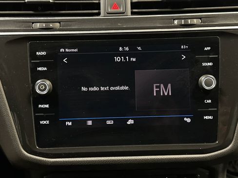 Used 2018 Volkswagen Tiguan SE image 34