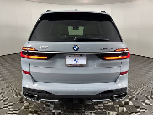 Used 2023 BMW X7 xDrive40i w/ Executive Package AWD/4WD image 21