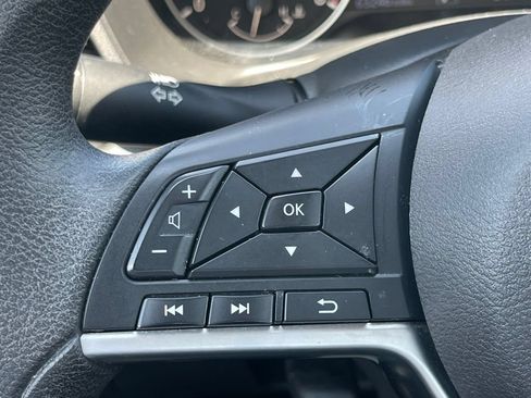 Used 2024 Nissan Altima 2.5 SV FWD image 20
