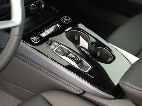 New 2025 Audi A5 2.0T Premium image 17