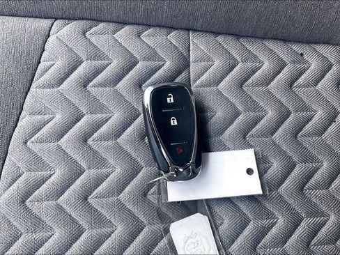 Used 2024 Chevrolet Equinox LS AWD/4WD image 11