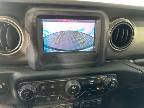 Certified 2020 Jeep Wrangler Unlimited Sport AWD/4WD image 9