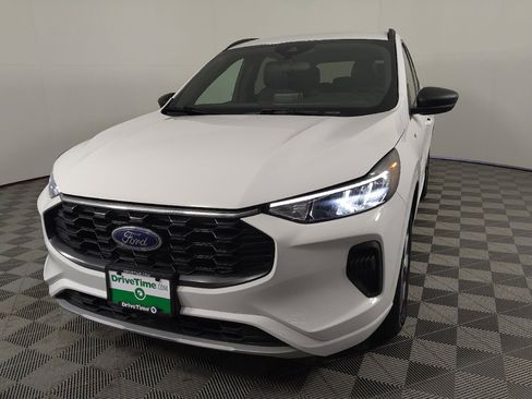 Used 2023 Ford Escape ST-Line AWD/4WD image 15