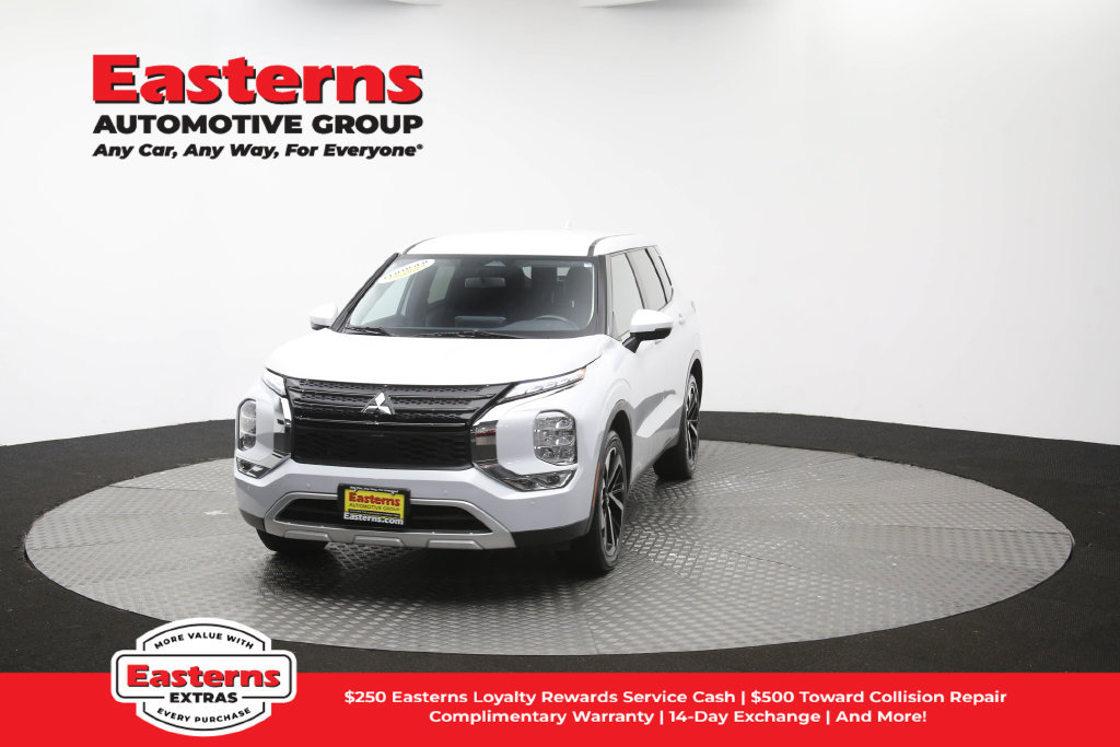 Used 2024 Mitsubishi Outlander SE FWD image 55