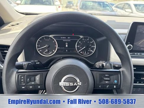Used 2023 Nissan Rogue SV AWD/4WD image 26