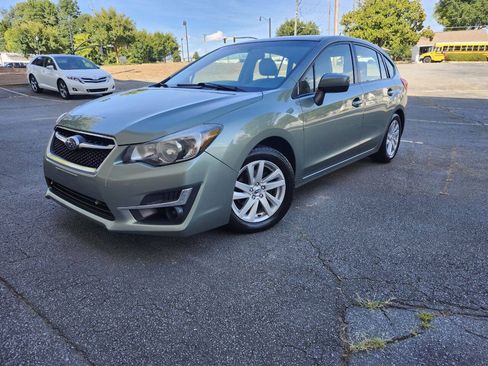 Used 2015 Subaru Impreza 2.0i Premium AWD/4WD image 3