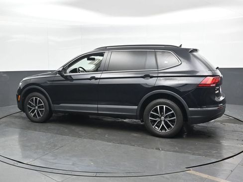 Used 2021 Volkswagen Tiguan SE AWD/4WD image 9
