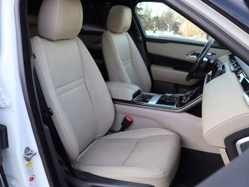 Used 2018 Land Rover Range Rover Velar S image 19