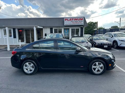 Used 2015 Chevrolet Cruze LT w/ RS Package FWD image 4