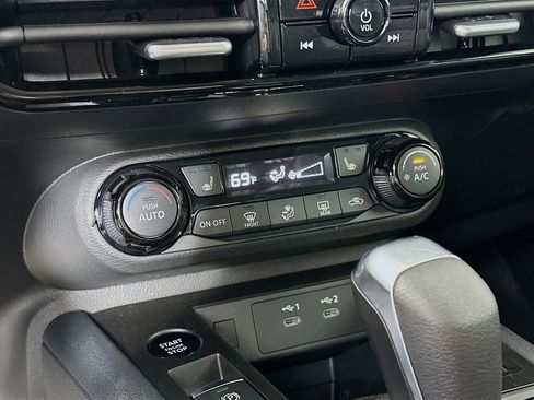 New 2026 Nissan Kicks SV w/ SV Premium Package image 20