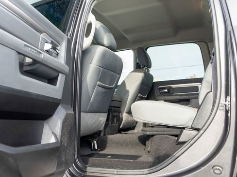 Used 2018 RAM 1500 Big Horn image 24