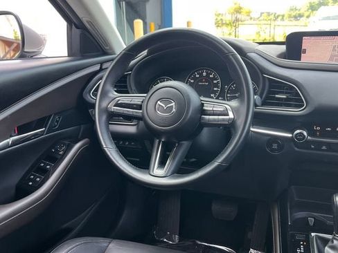 Used 2022 MAZDA CX-30 AWD 2.5 S w/ Premium Package image 16