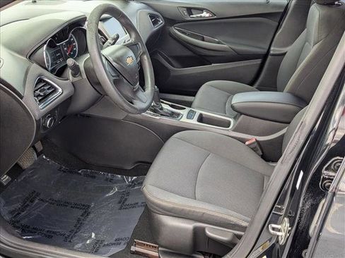 Used 2017 Chevrolet Cruze LS FWD image 15
