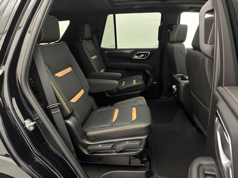 Used 2024 GMC Yukon AT4 w/ Technology Package AWD/4WD image 61