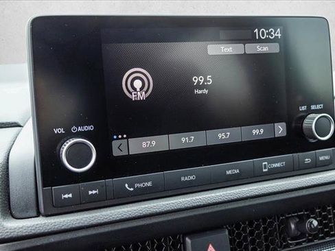 Used 2025 Honda CR-V LX image 17