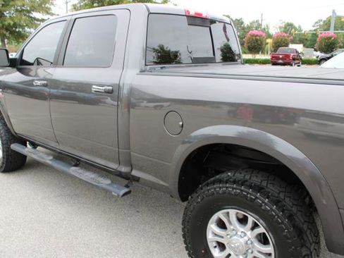 Used 2014 RAM 2500 Laramie w/ Convenience Group image 11