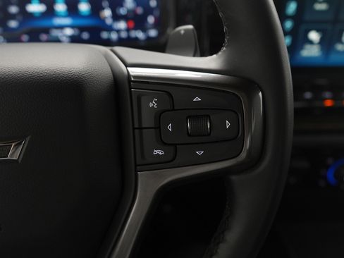 Used 2024 Chevrolet Silverado 1500 ZR2 image 27