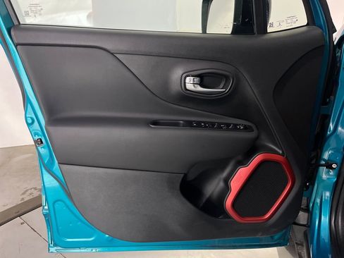 Used 2022 Jeep Renegade Trailhawk w/ Sun/Sound Group image 26