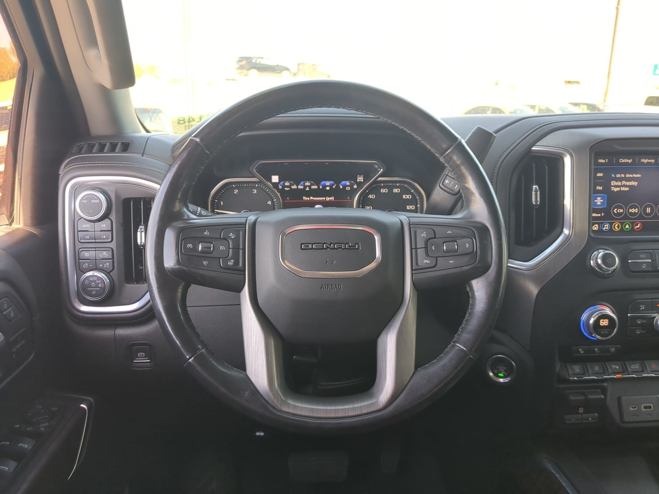 Used 2020 GMC Sierra 3500 Denali w/ Denali Ultimate Package AWD/4WD image 17