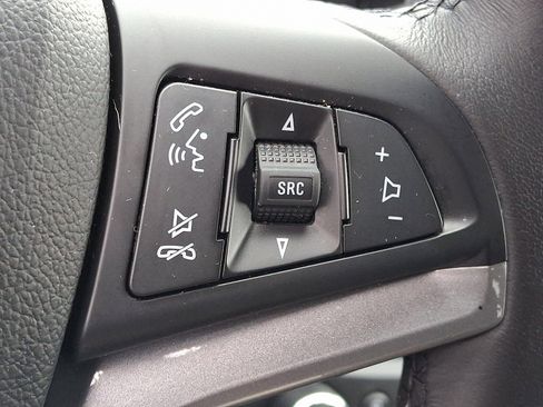 Used 2022 Chevrolet Trax LT w/ LT Convenience Package image 22