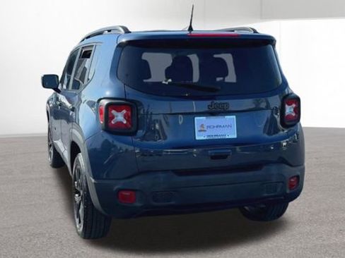 Used 2023 Jeep Renegade Altitude AWD/4WD image 8