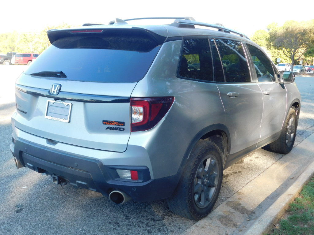 Certified 2025 Honda Passport TrailSport image 11