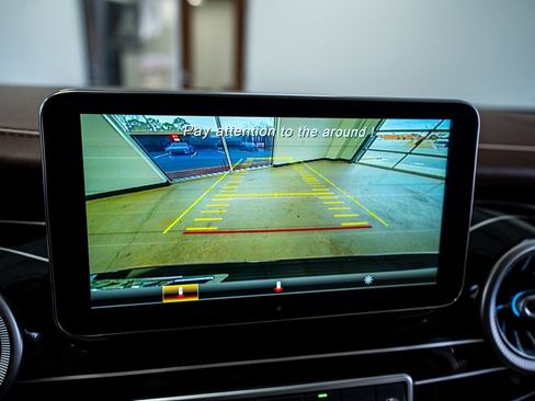 Used 2020 Mercedes-Benz Metris Passenger image 41