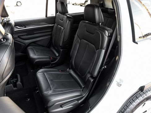 Used 2023 Jeep Grand Cherokee L Limited image 50