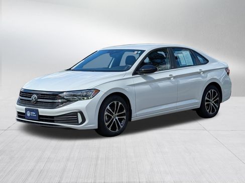 Certified 2023 Volkswagen Jetta Sport FWD image 3