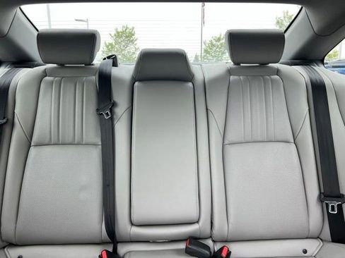 Used 2019 Honda Accord Touring image 32