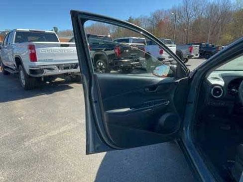 Used 2022 Hyundai Kona SE AWD/4WD image 25
