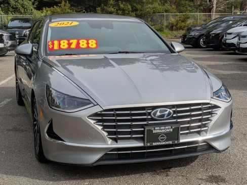 Used 2021 Hyundai Sonata SEL image 3