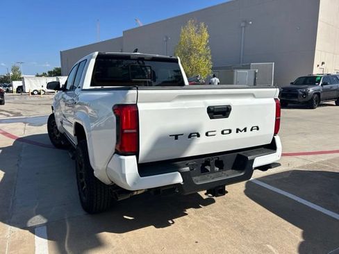 Used 2026 Toyota Tacoma SR5 RWD image 6
