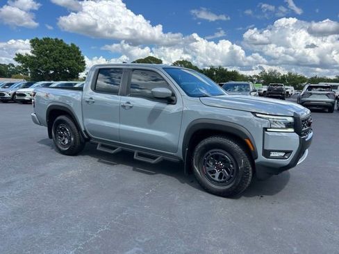 Used 2025 Nissan Frontier Pro-X w/ Tow Package image 1