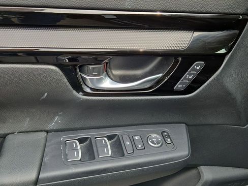 Used 2025 Honda CR-V EX-L image 13