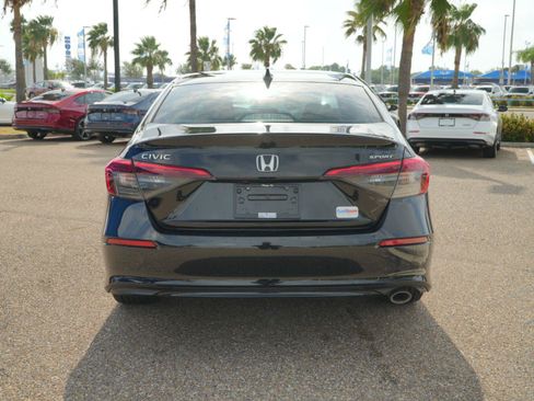 Used 2024 Honda Civic Sport image 6