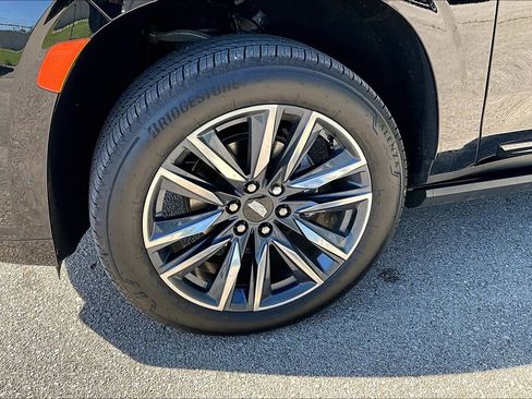 Used 2023 Cadillac Escalade Sport Platinum AWD/4WD image 11