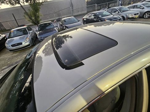 Used 2005 Toyota Avalon XL image 22