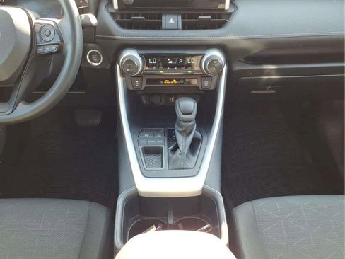Used 2025 Toyota RAV4 XLE image 12