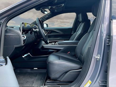 Certified 2025 Cadillac Lyriq Luxury w/ LPO, Floor Liner Package image 21