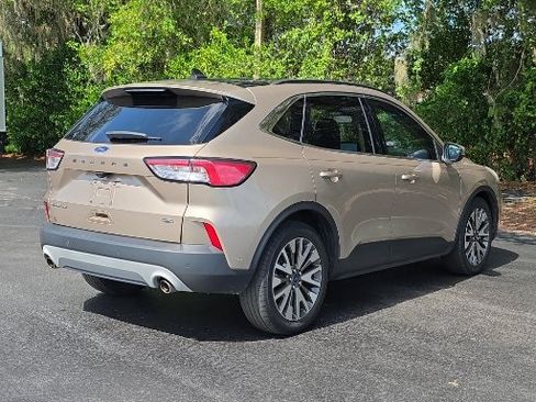 Used 2020 Ford Escape Titanium FWD image 6