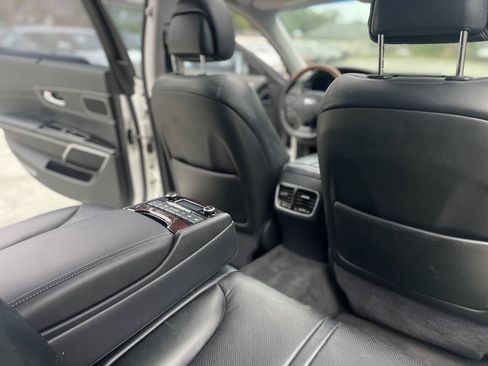 Used 2016 Kia K900 Luxury RWD image 27