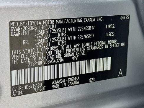 Certified 2025 Toyota RAV4 XLE AWD/4WD image 30