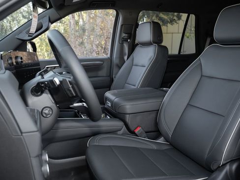 New 2026 Chevrolet Tahoe Premier RWD image 15
