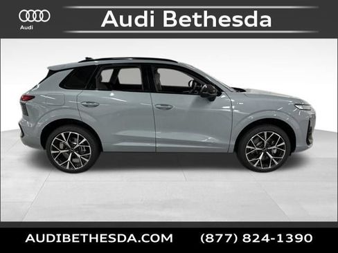 New 2026 Audi Q3 quattro 2.0T AWD/4WD image 8